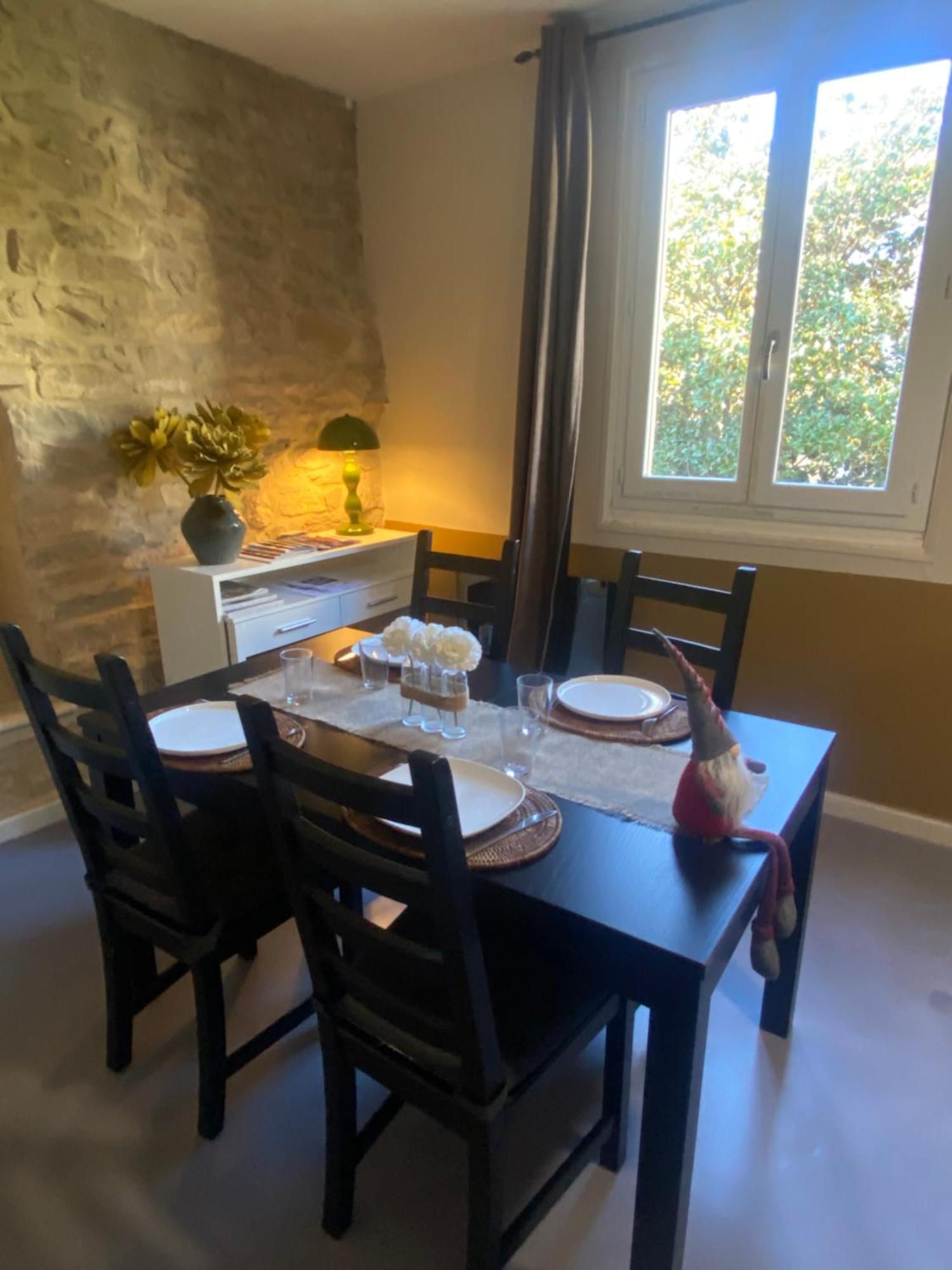 Appartement Les Esclafidous à Nîmes Extérieur photo