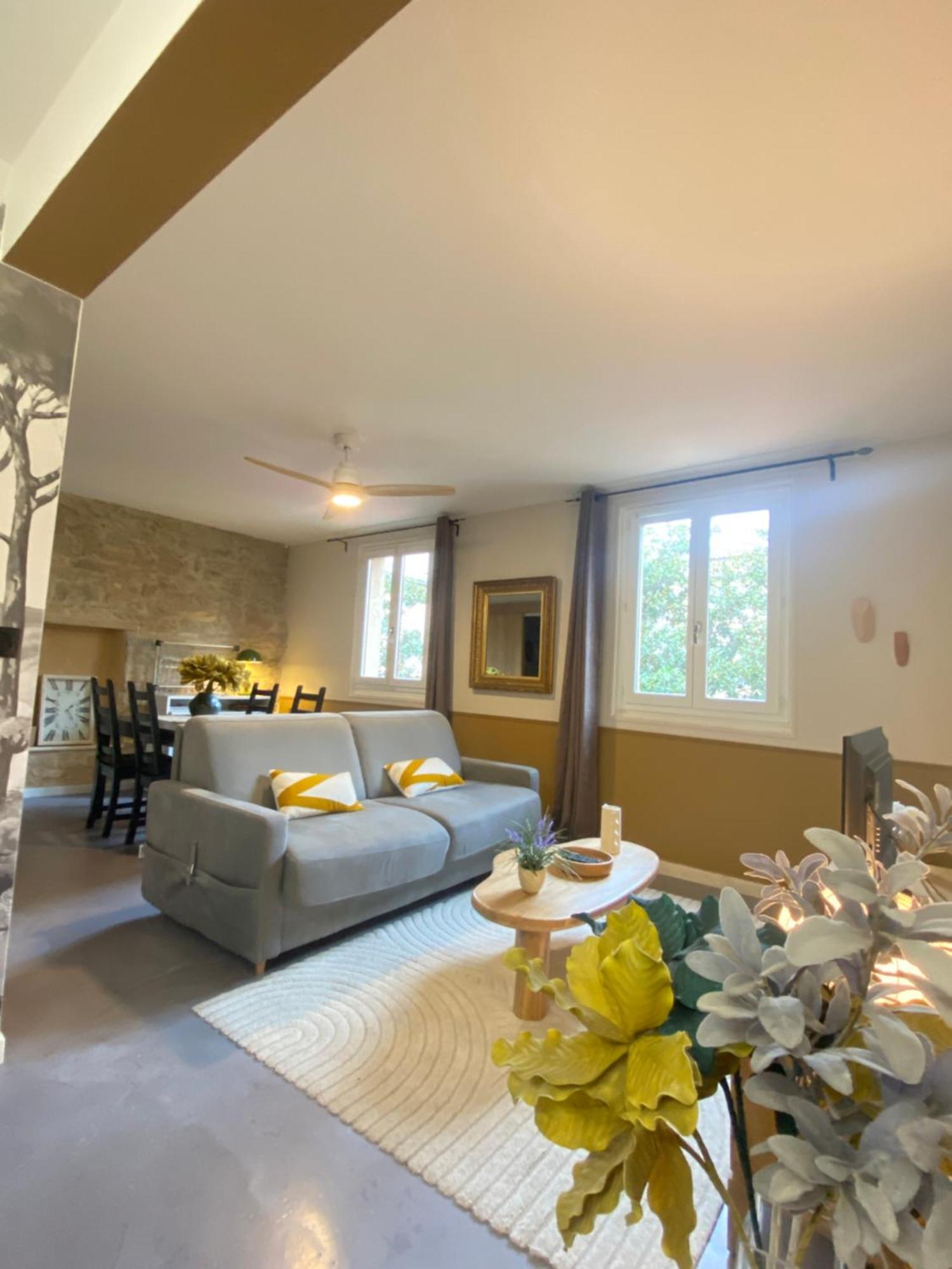 Appartement Les Esclafidous à Nîmes Extérieur photo